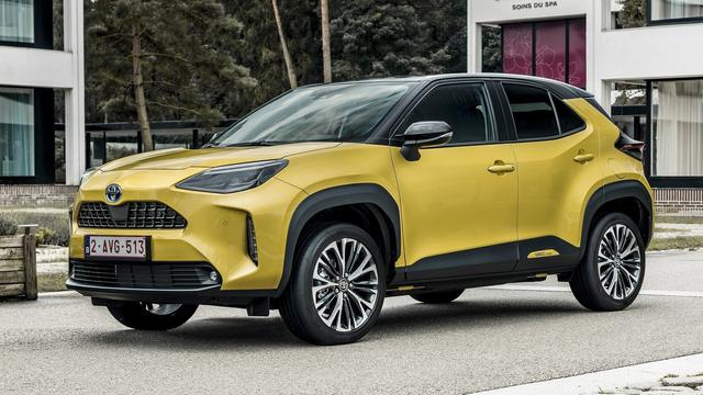 Toyota Pastikan Bawa Mobil Hybrid Produksi Lokal Lagi di Tahun 2023