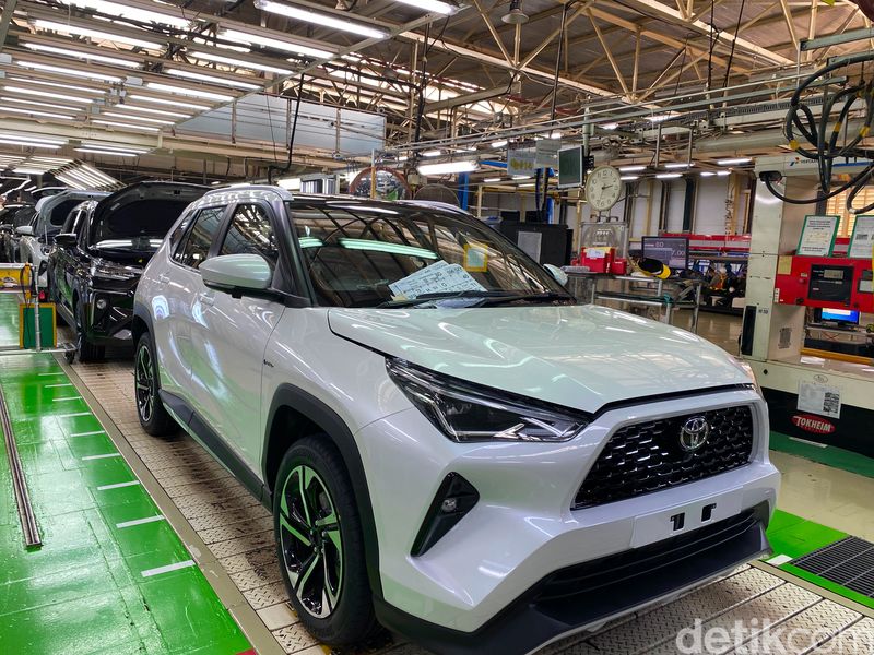 Toyota Siap Lahirkan 47 Ribu Mobil Hybrid Buatan Indonesia, Target di Depan Mata