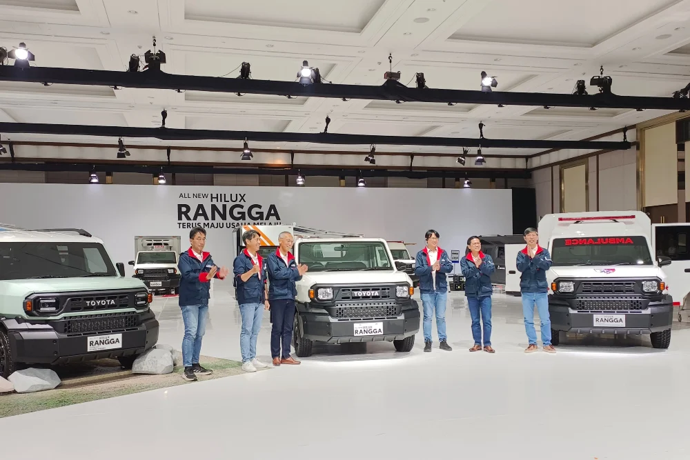 Saat Cinta Bersemi di Jalan: Petualangan 'Cinta dan Rangga' dengan Toyota