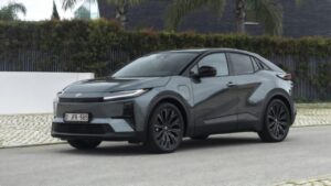 Toyota C-HR+ Resmi Meluncur di Eropa, SUV Listrik Jarak Tempuh 607 Km